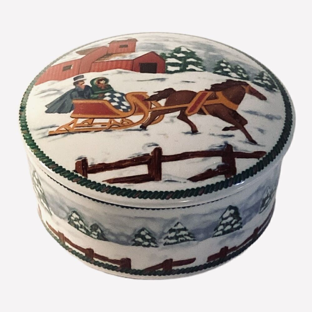 Mikasa Country Sleigh Holiday Christmas Porcelain Nut and Candy Dish with Lid